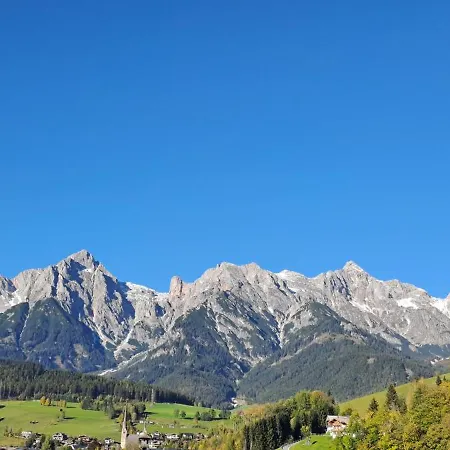 Steinernes Apartment